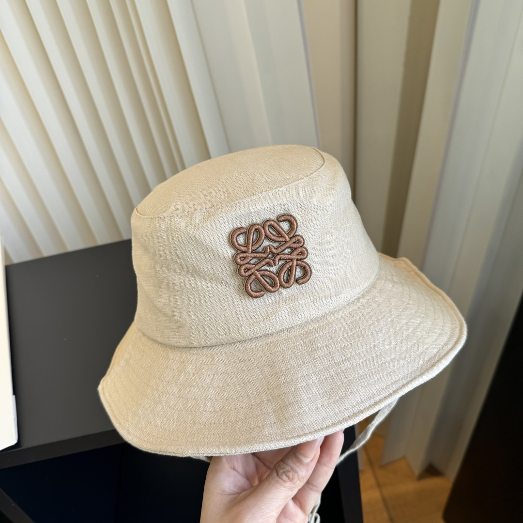 罗意威 新款渔夫帽，LOEWE新款原版原标设计，质感超好，外部线条定位标准，做工精细，简约大气低价走量！