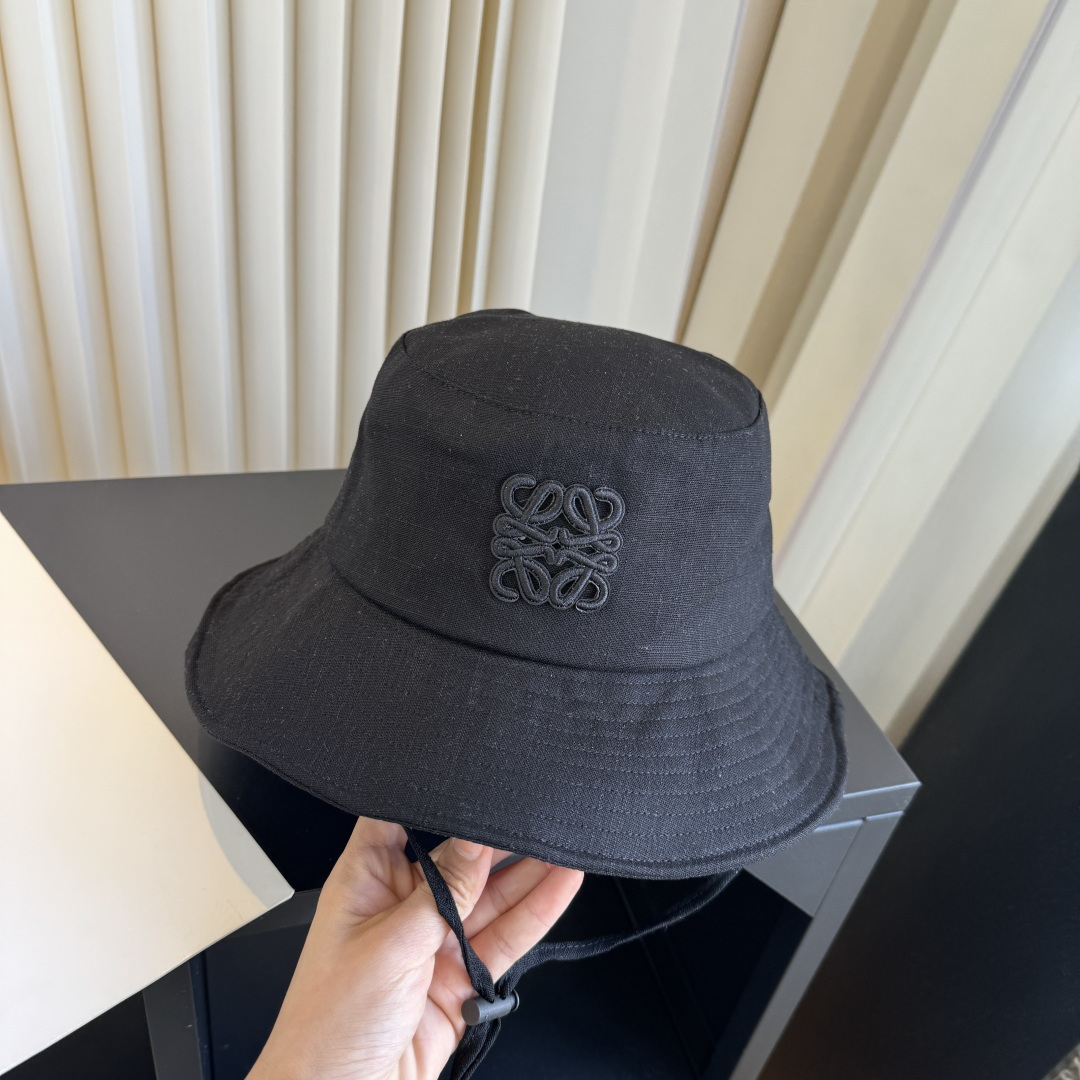 罗意威 新款渔夫帽，LOEWE新款原版原标设计，质感超好，外部线条定位标准，做工精细，简约大气低价走量！