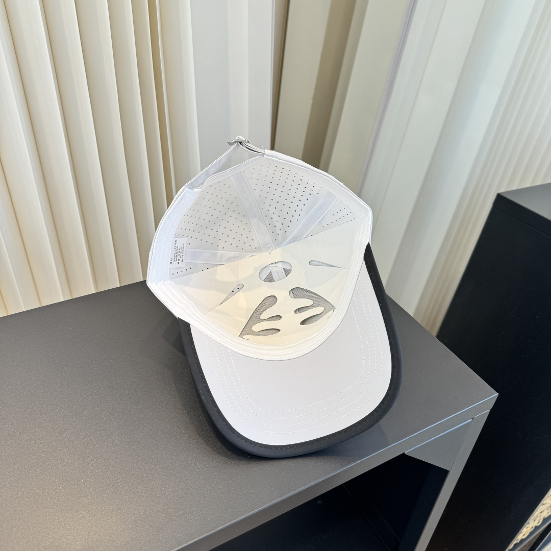 LV Monogram Baseball Cap