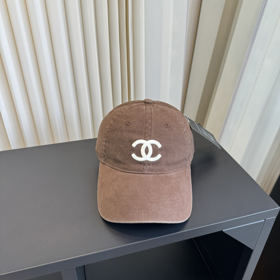 NO:896881,Chanel CHANEL new baseball cap, Xiaoxiang classic simplicity, fashionable and casual design, popular new hat, straw hat, fisherman hat, baseball cap, hat, chanel, chanel, espadrilles, hats19860909香奈儿CHANEL 新品棒球帽,小香经典简约,时尚休闲设计 跑量新品帽子草帽渔夫帽棒球帽,帽子,chanel,chanel,espadrilles,hats,hat