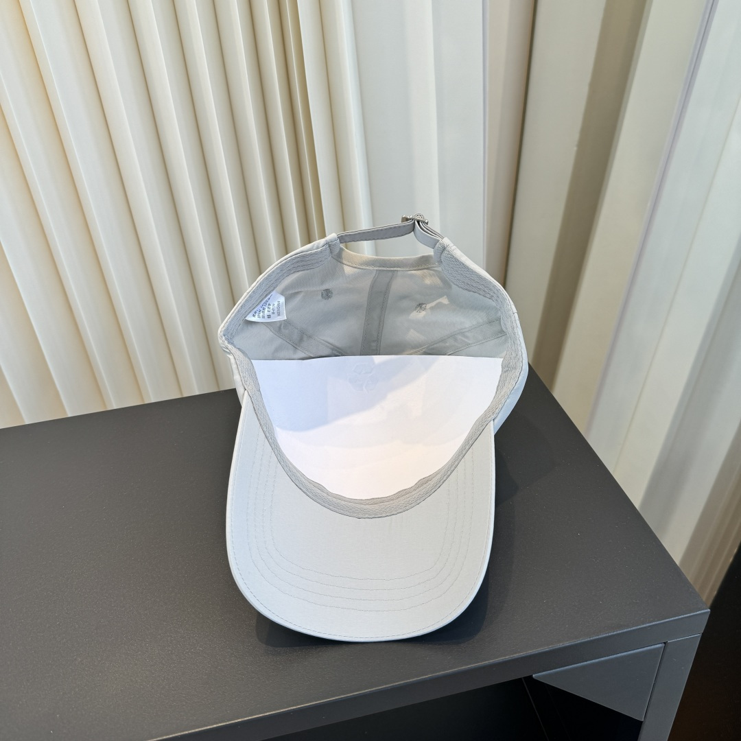 保罗🧢官网新品，棒球帽 原单品质火爆来袭 🔥🎩 工艺非常精美 高档大气上档次！低调奢华，方便携带！跑量！