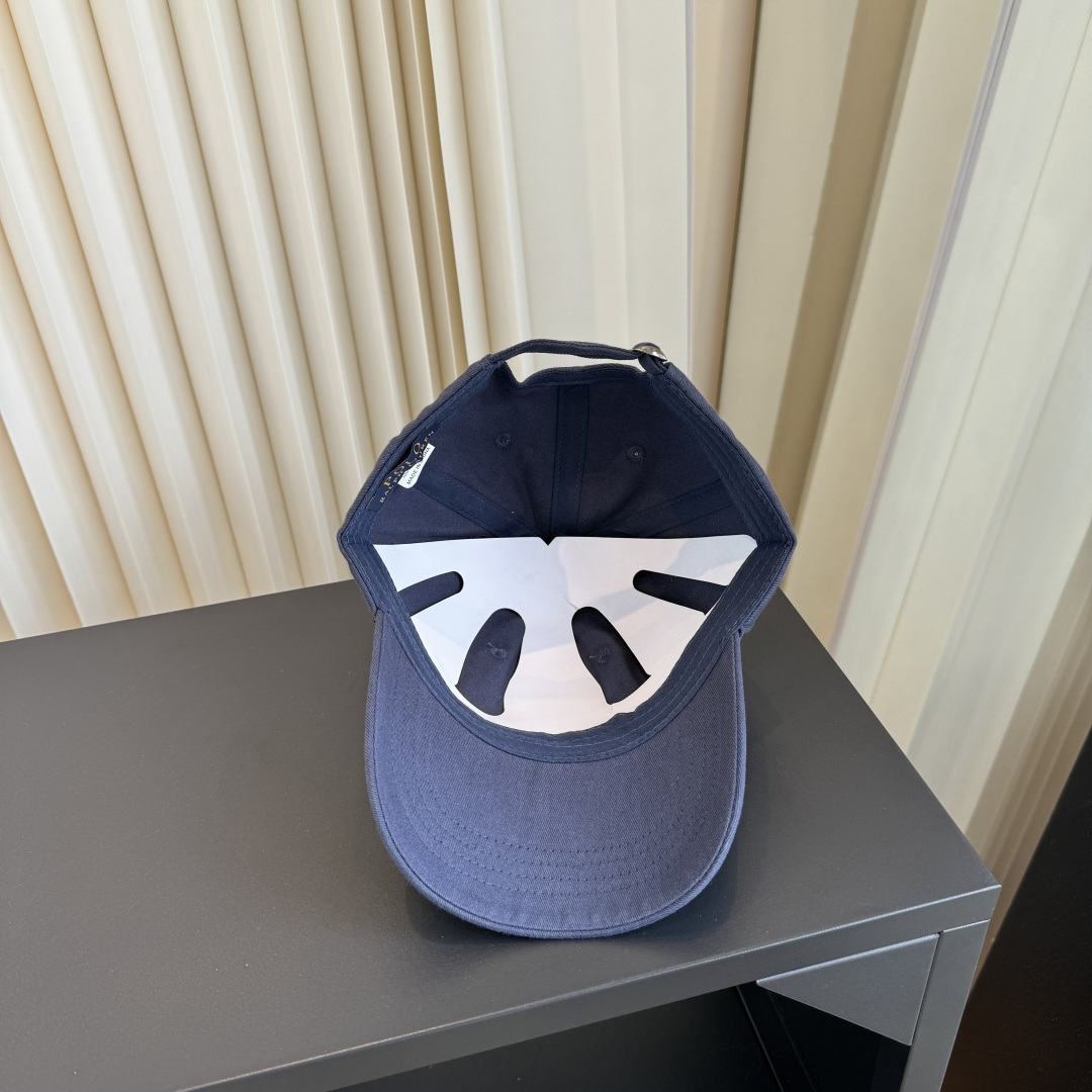 保罗🧢官网新品，棒球帽 原单品质火爆来袭 🔥🎩 工艺非常精美 高档大气上档次！低调奢华，方便携带！跑量！