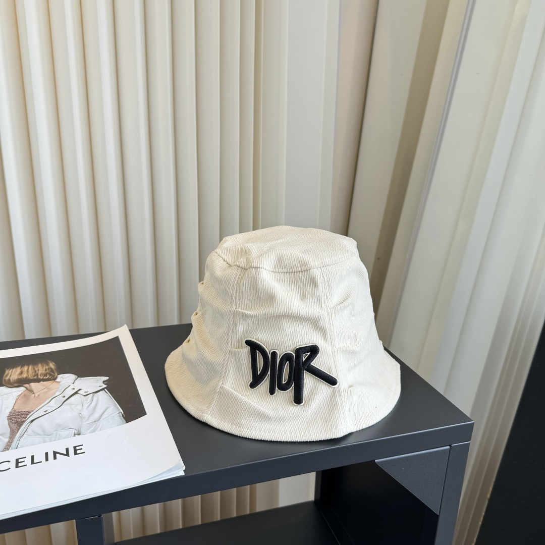 【DIOR迪奥】新款走量简约渔夫帽，新款出货，大牌款超好搭配，赶紧入手！