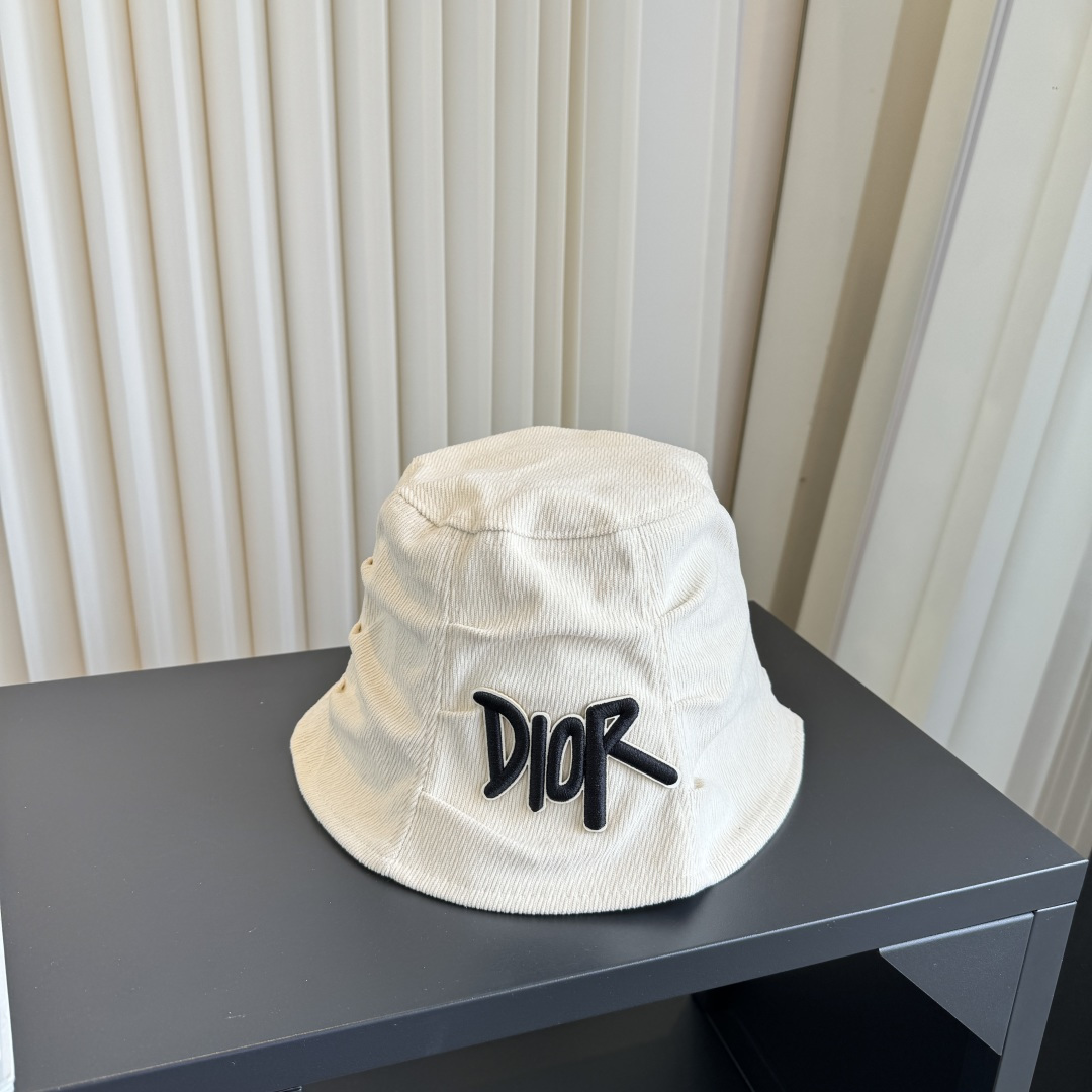 【DIOR迪奥】新款走量简约渔夫帽，新款出货，大牌款超好搭配，赶紧入手！