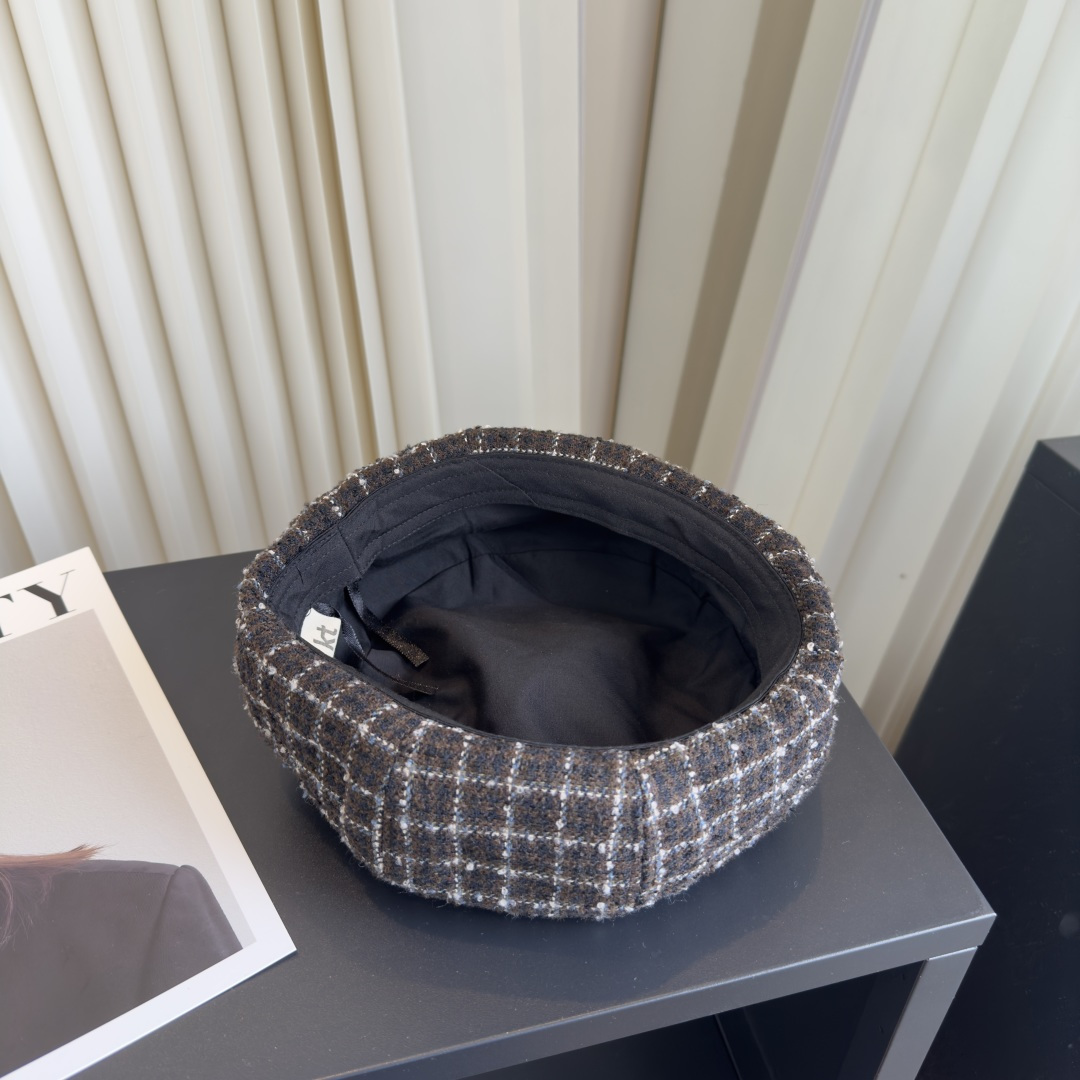 CHANEL Tweed Newsboy Cap