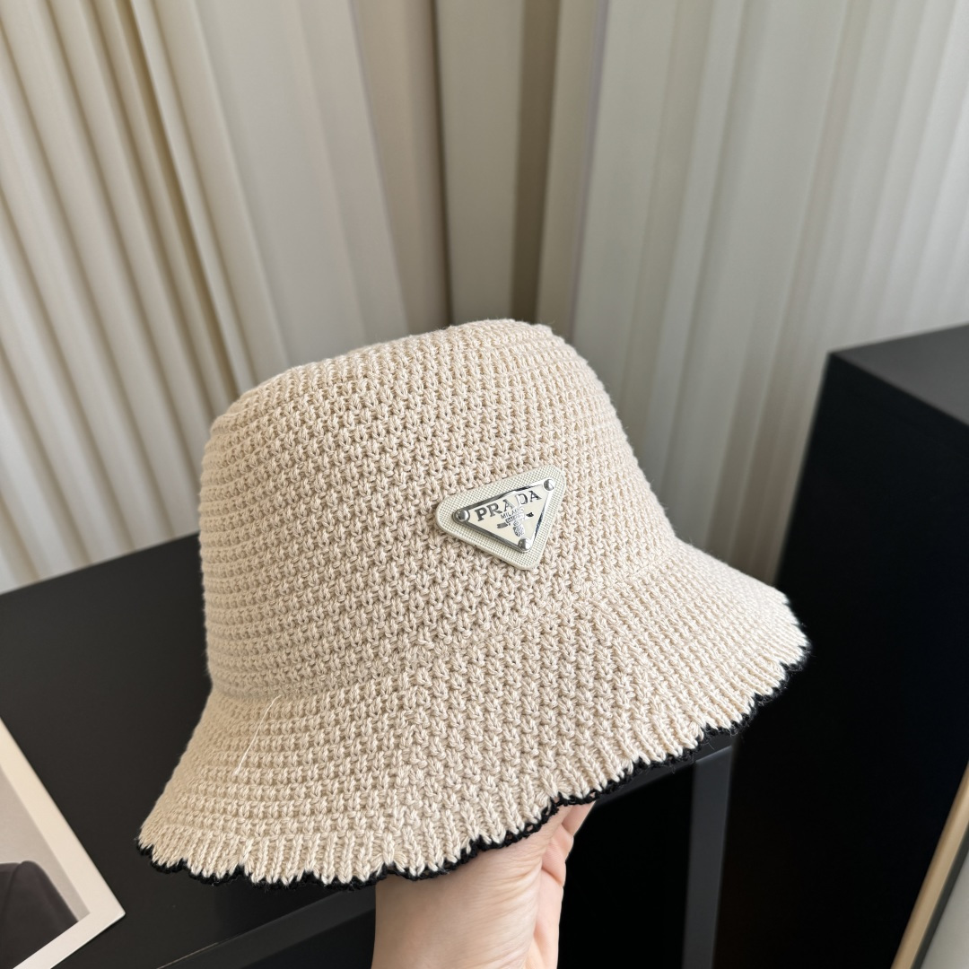 普拉达 PRADA 新品编织渔夫帽 代购版本！时尚潮流，高端做工！非一般的品质，细节看实拍哦