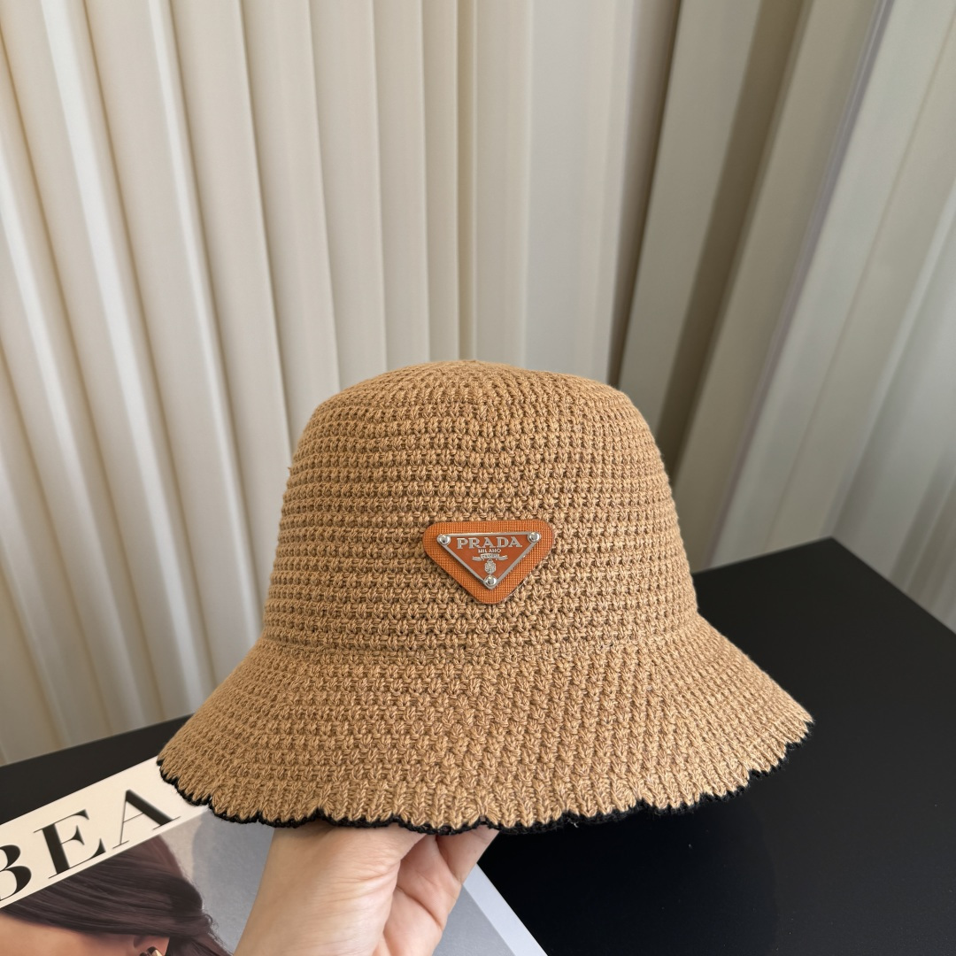 普拉达 PRADA 新品编织渔夫帽 代购版本！时尚潮流，高端做工！非一般的品质，细节看实拍哦
