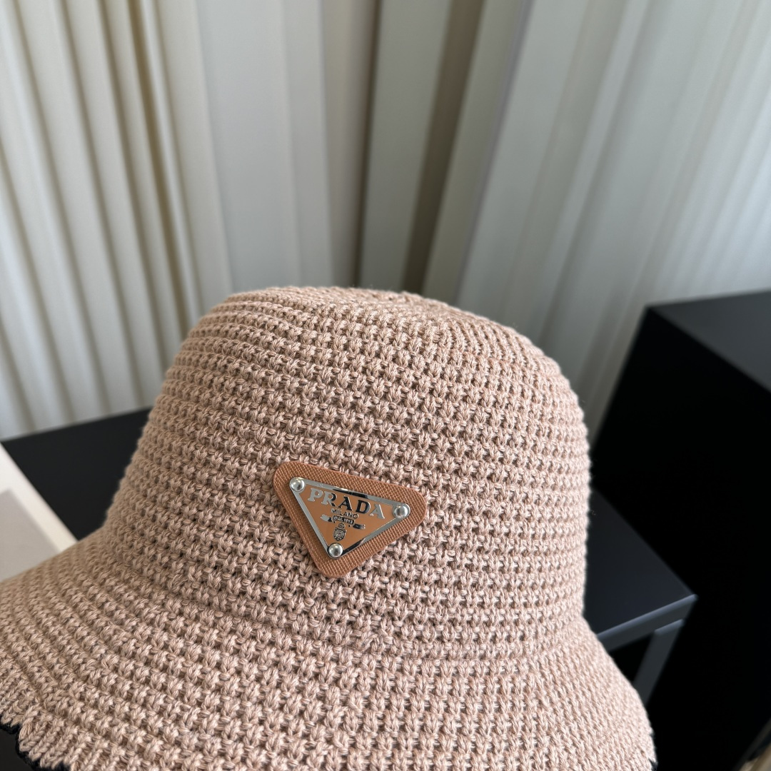 普拉达 PRADA 新品编织渔夫帽 代购版本！时尚潮流，高端做工！非一般的品质，细节看实拍哦