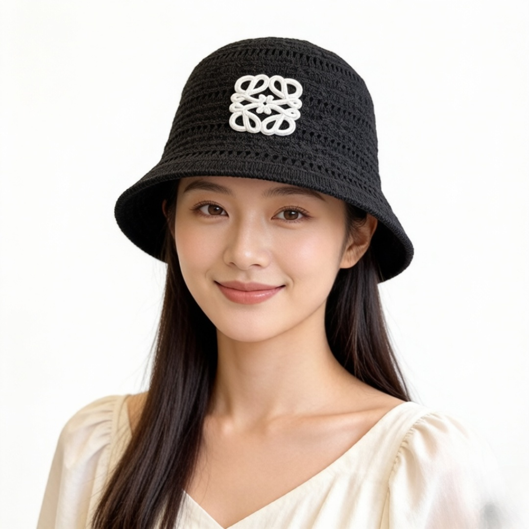 罗意威 LOEWE新款编织渔夫帽，质感超好，外部线条定位标准，做工精细，简约大气低价走量！