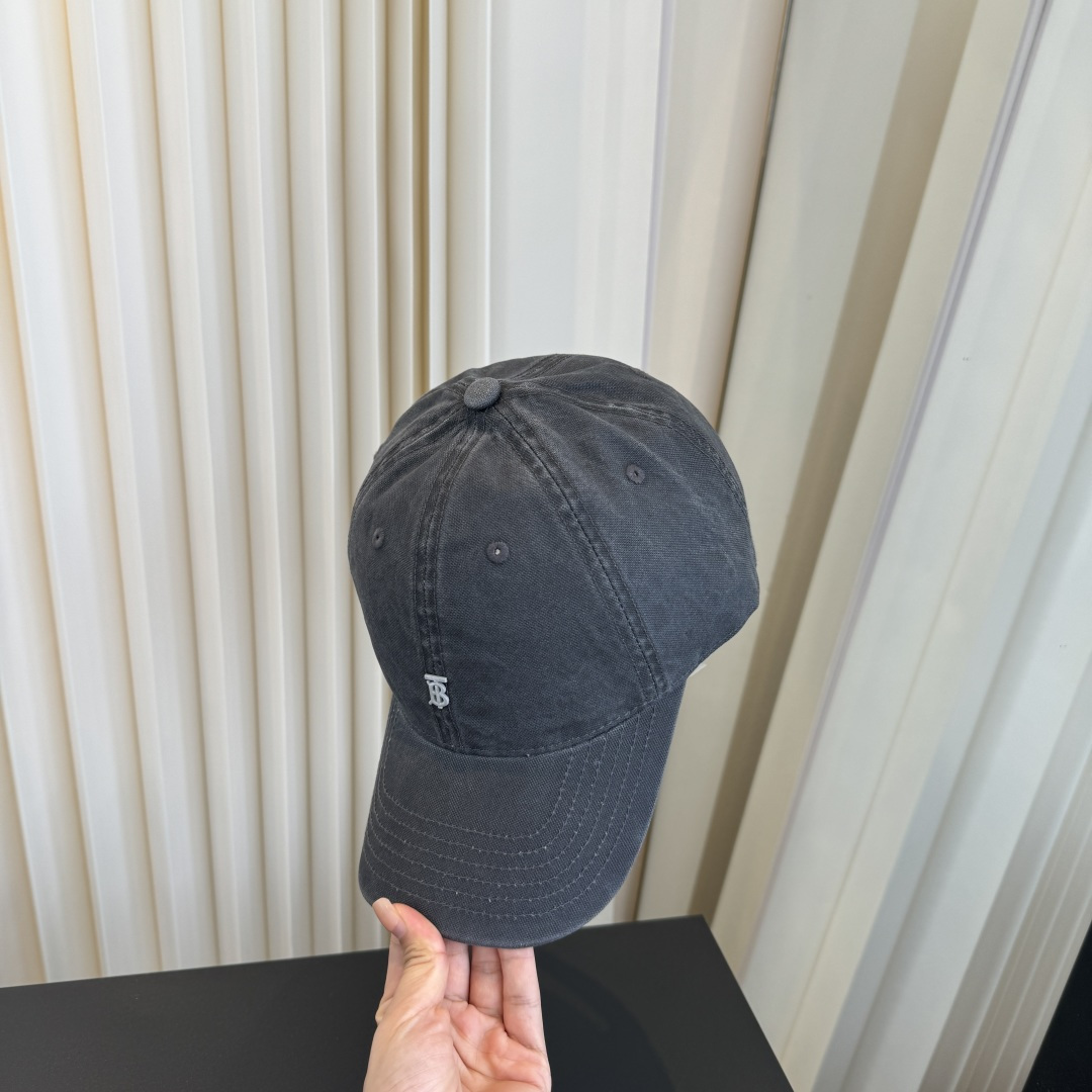 BURBERRY巴宝利早春新款棒球帽，简约尚时风，男女同款！高质品，尊享品质感！