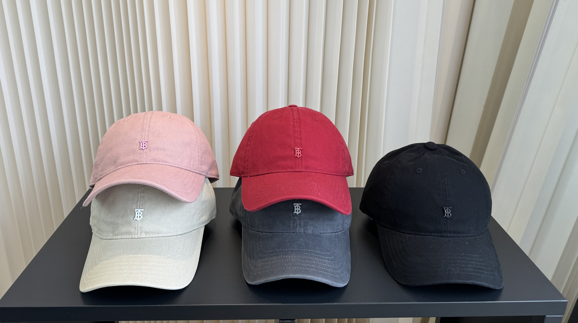 BURBERRY巴宝利早春新款棒球帽，简约尚时风，男女同款！高质品，尊享品质感！