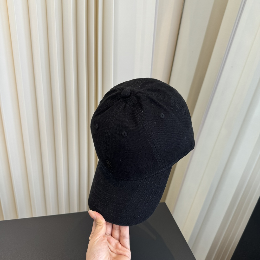BURBERRY巴宝利早春新款棒球帽，简约尚时风，男女同款！高质品，尊享品质感！