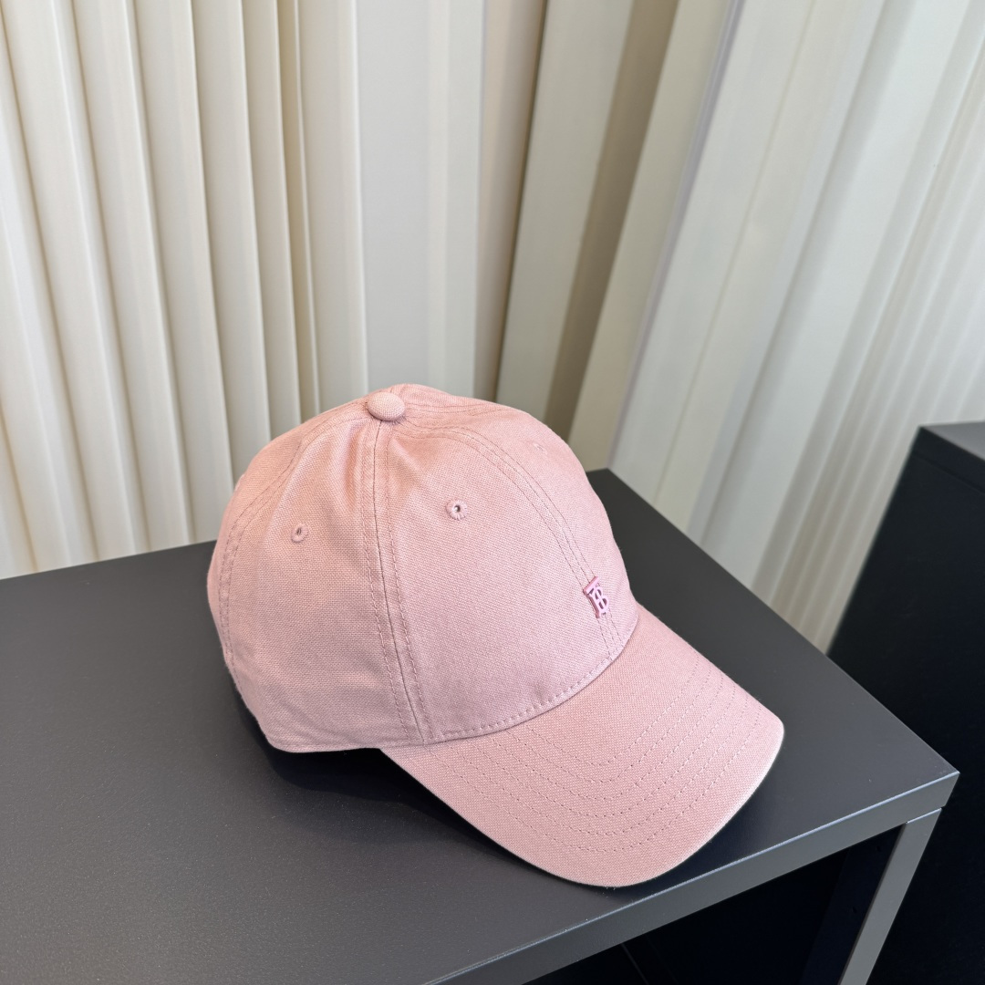 BURBERRY巴宝利早春新款棒球帽，简约尚时风，男女同款！高质品，尊享品质感！