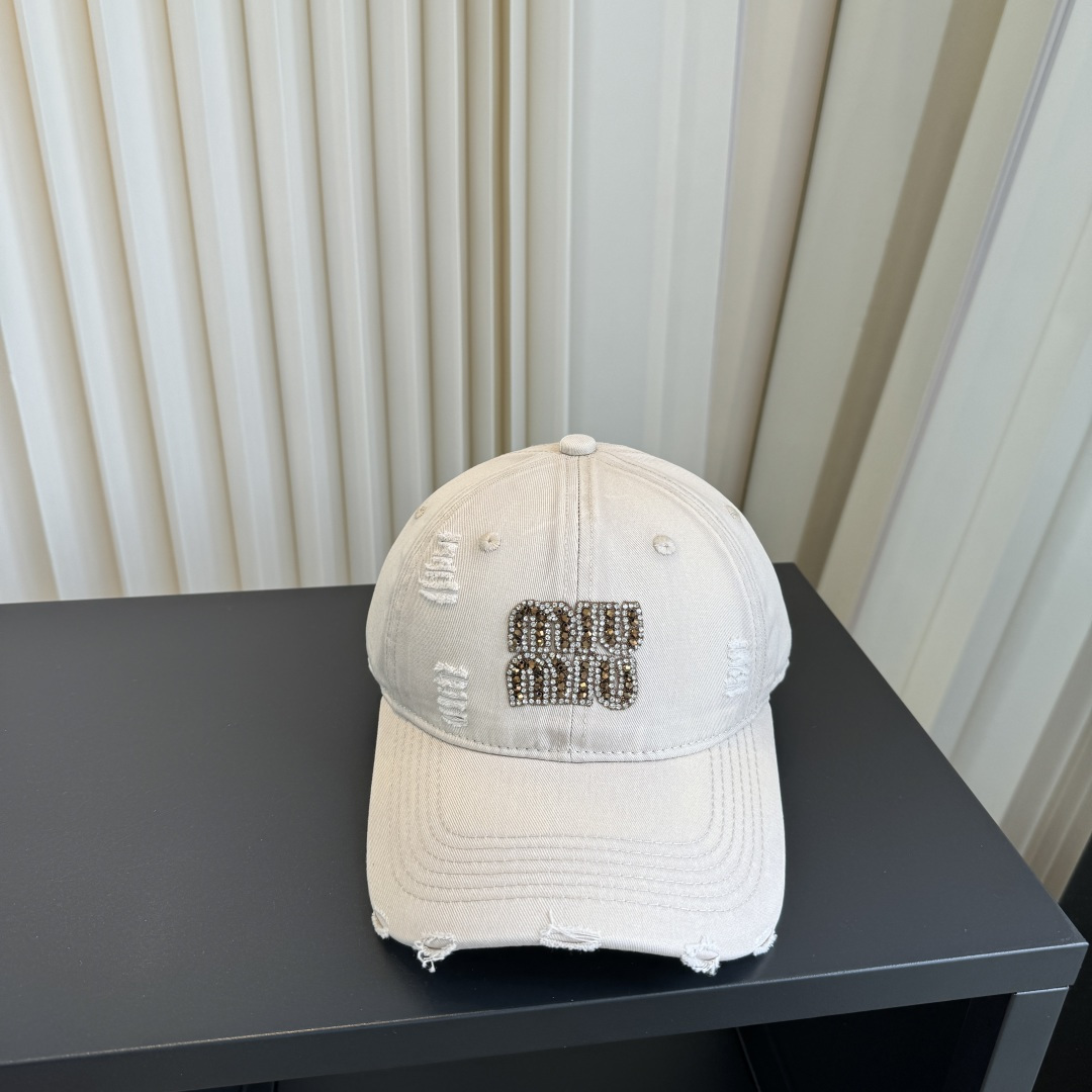 谬谬miumiu 原单春夏新款棒球帽，正品开模订制，原版做工细致质量超赞！