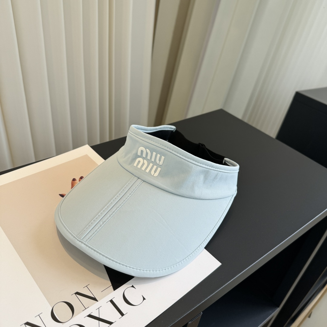 谬谬miumiu 春夏新款空顶帽，原版做工细致质量超赞！