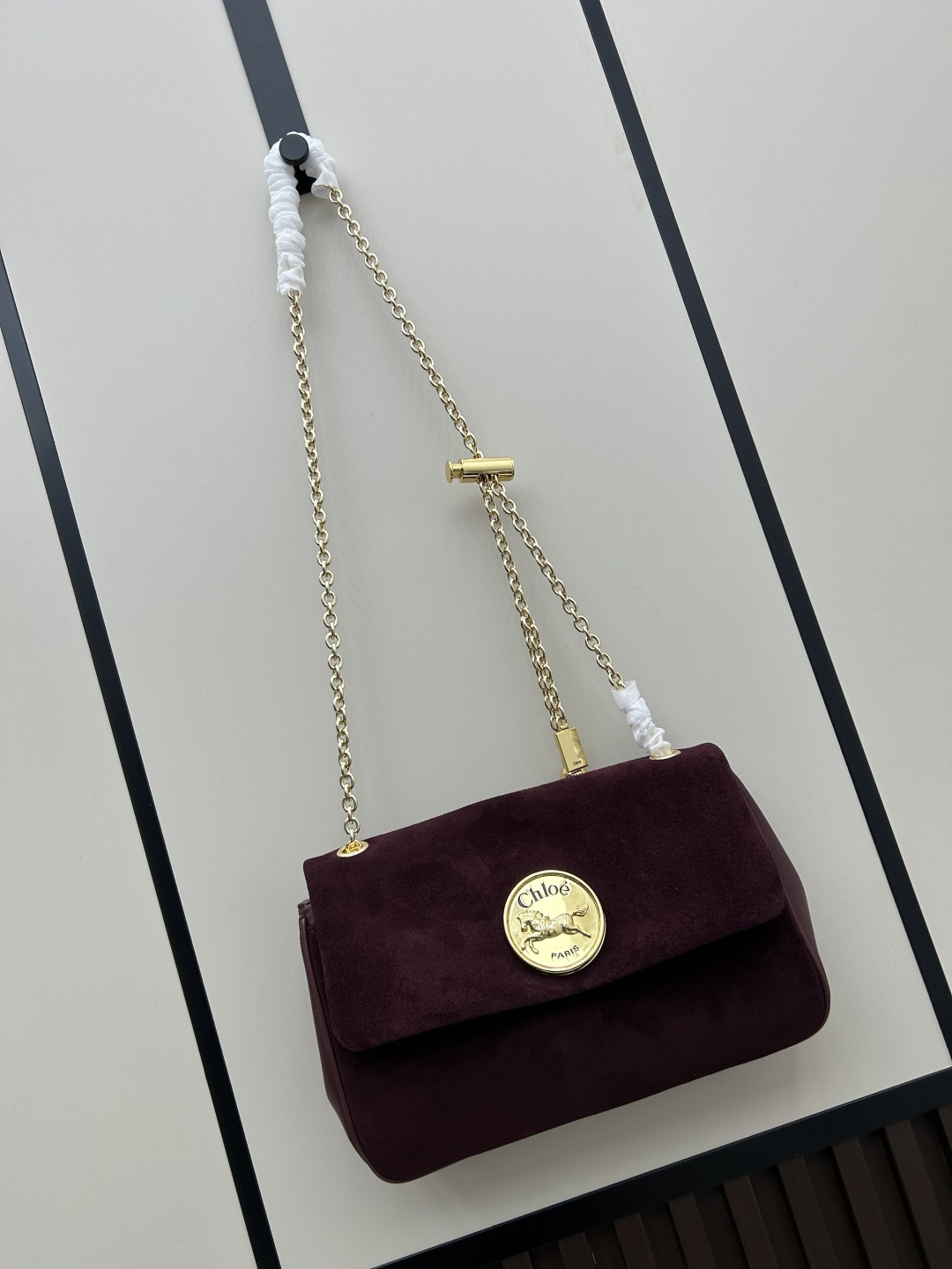 _d-_9sNlU39T0sTGoay8YurSRa2G6YDjLSMePT8w