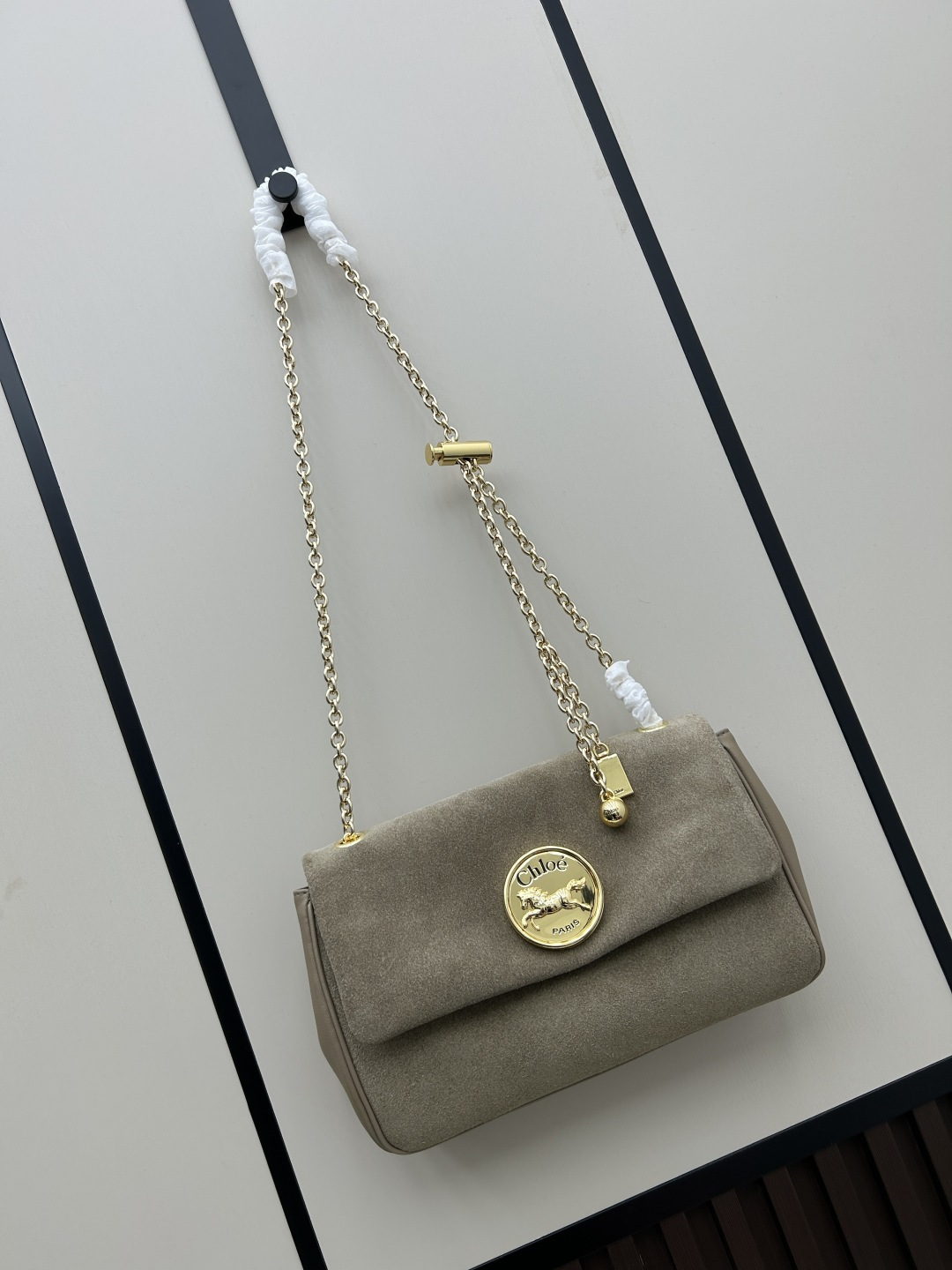 _dxe9s71Ejn9BrWtEY6Owvf9_QosLK9nJYp_i6HA