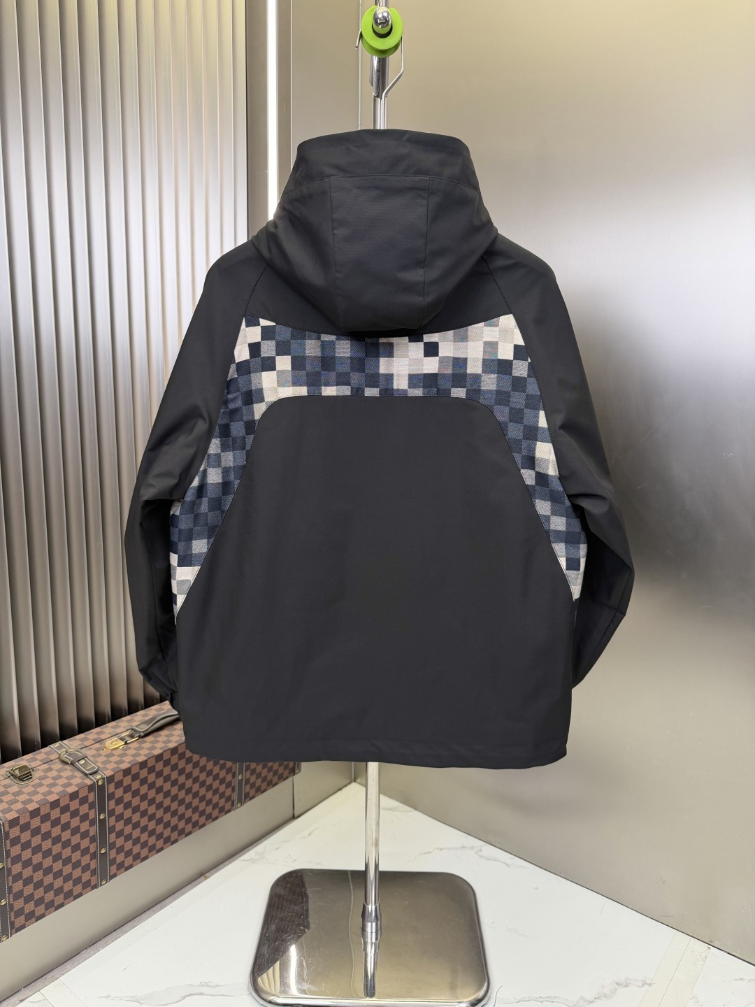 Moncler 2026春夏新款 1:1订制五金配件全进口 定制 欢迎 对比 超柔软 重工 面料做工杠杠的 版型完美 注意 面料超舒服 独家款 非市场货 尺码：M一XXXL