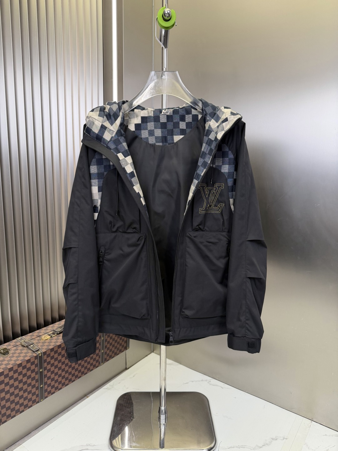 Moncler 2026春夏新款 1:1订制五金配件全进口 定制 欢迎 对比 超柔软 重工 面料做工杠杠的 版型完美 注意 面料超舒服 独家款 非市场货 尺码：M一XXXL
