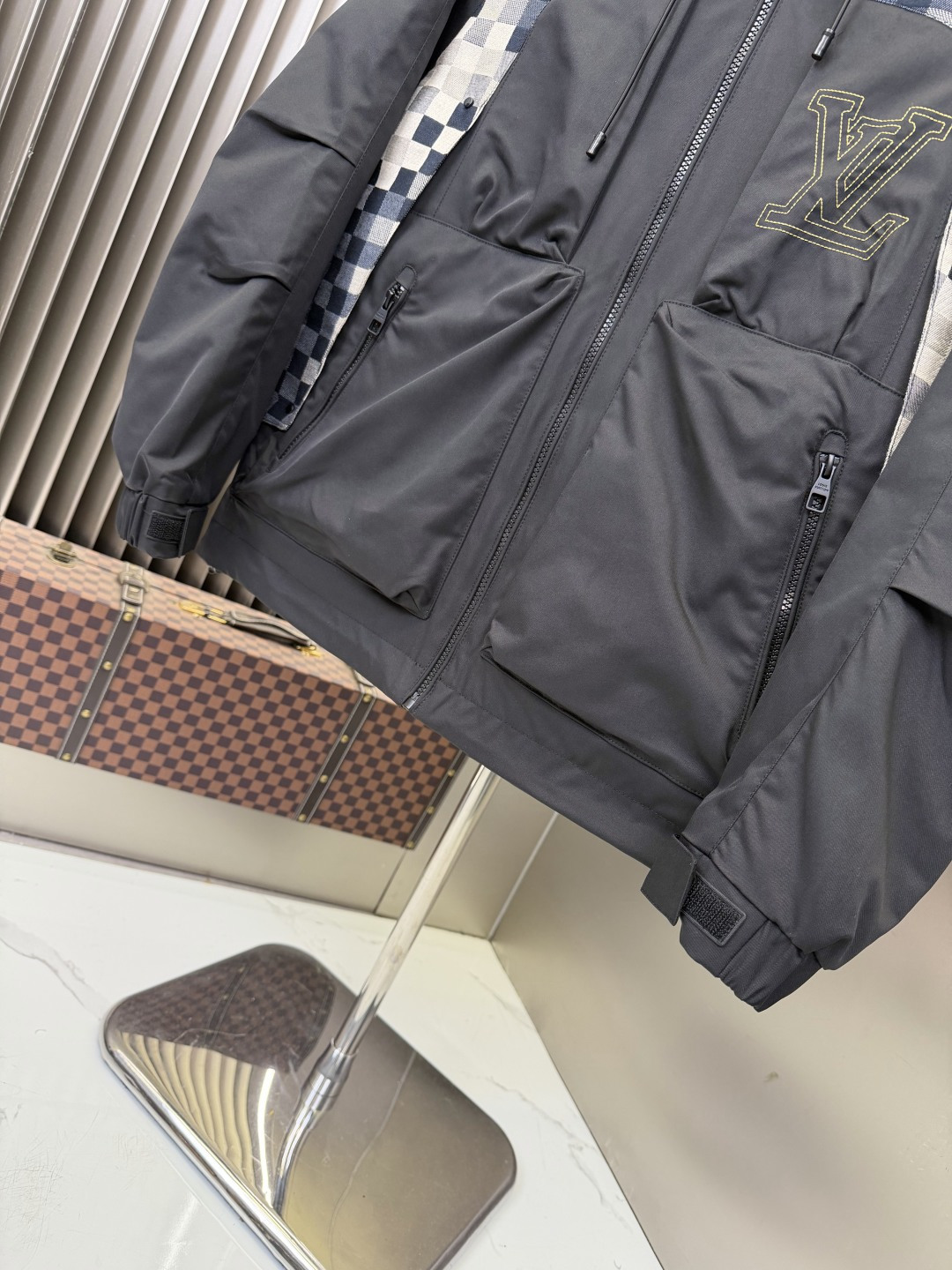 Moncler 2026春夏新款 1:1订制五金配件全进口 定制 欢迎 对比 超柔软 重工 面料做工杠杠的 版型完美 注意 面料超舒服 独家款 非市场货 尺码：M一XXXL