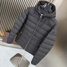 爆款🔥🔥🔥爆款2026秋冬新款🆕轻薄羽绒服 原版1:1订制五金配件全进口原版定制 欢迎专柜对比 绝对的高品质 采用顶级9 爆款🔥🔥🔥爆款2026秋冬新款🆕轻薄羽绒服 原版1:1订制五金配件全进口原版定制 欢迎专柜对比 绝对的高品质 采用顶级9