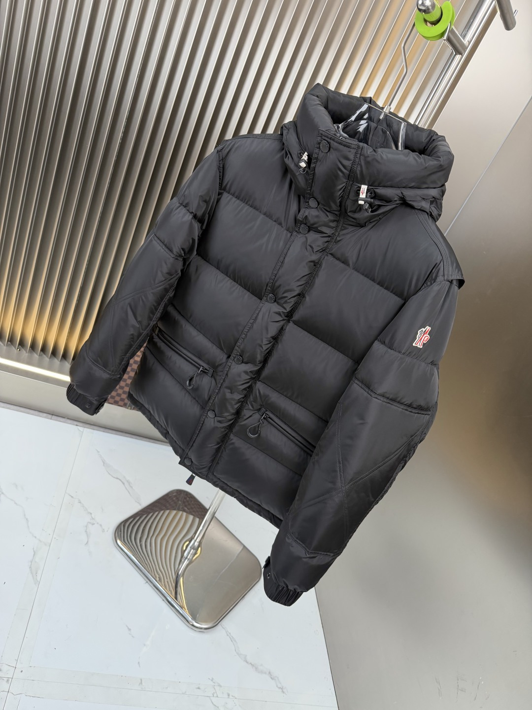 爆款🔥🔥🔥爆款2026秋冬新款🆕羽绒服 原版1:1订制五金配件全进口原版定制 欢迎专柜对比 绝对的高品质 采用顶级90白