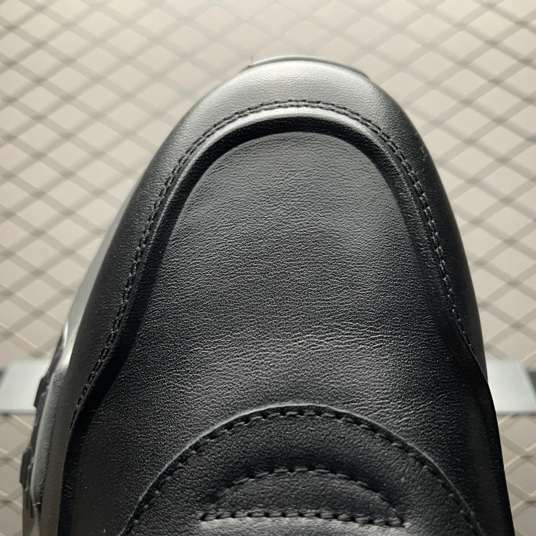 图片[7]-ECCO 爱步 纯色拼接皮鞋 415228 精选全优质牛皮 柔软亲肤，打造轻盈漫步感 小蛮腰收腰鞋型设计 上脚显瘦 质感丰富，彰显个性 华夫鞋底 直接注塑工艺连接鞋面与鞋底，一体成型PU中底，橡胶大底，舒适畅跑不易滑 复古风潮，以撞色组合，演绎经典复古之风 伴你高能出街，活力出行 尺码：38 39 40 41 42 43 44 皮鞋码-选品中心