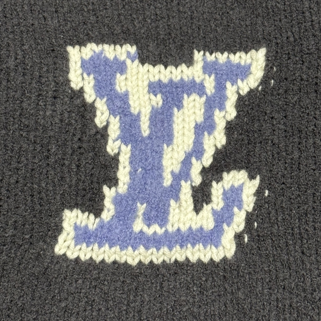 图片[4]-S# LV 嵌花 羊毛混纺针织毛衣圆领毛衣 真正原版购回开发打版 高端零售专供 品质保证 100%放心出街 尺码： S M L-选品中心