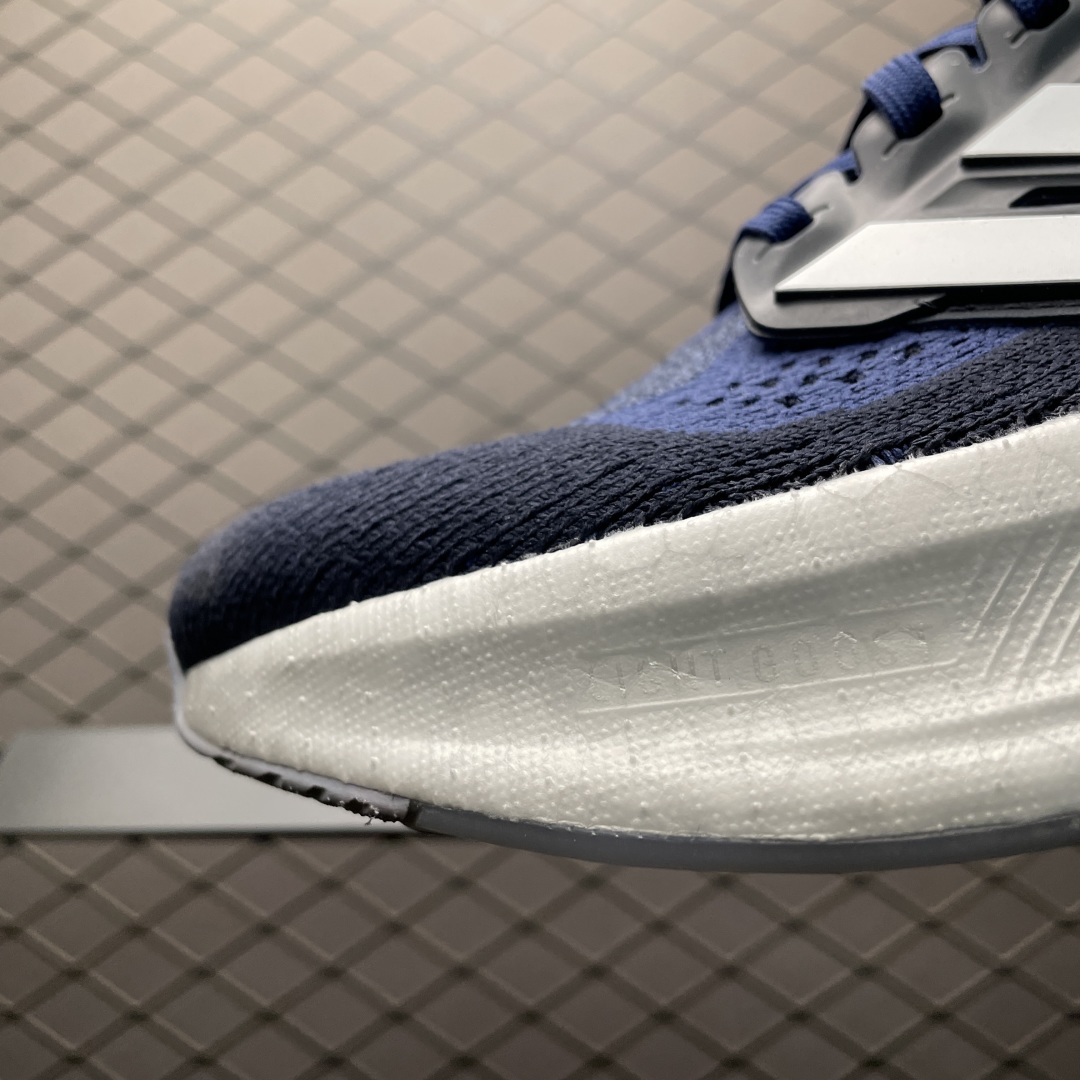  AD 阿迪 Ultra Boost 5 超弹力爆米花中底休闲跑步鞋 ID8817 尺码：36 36.5