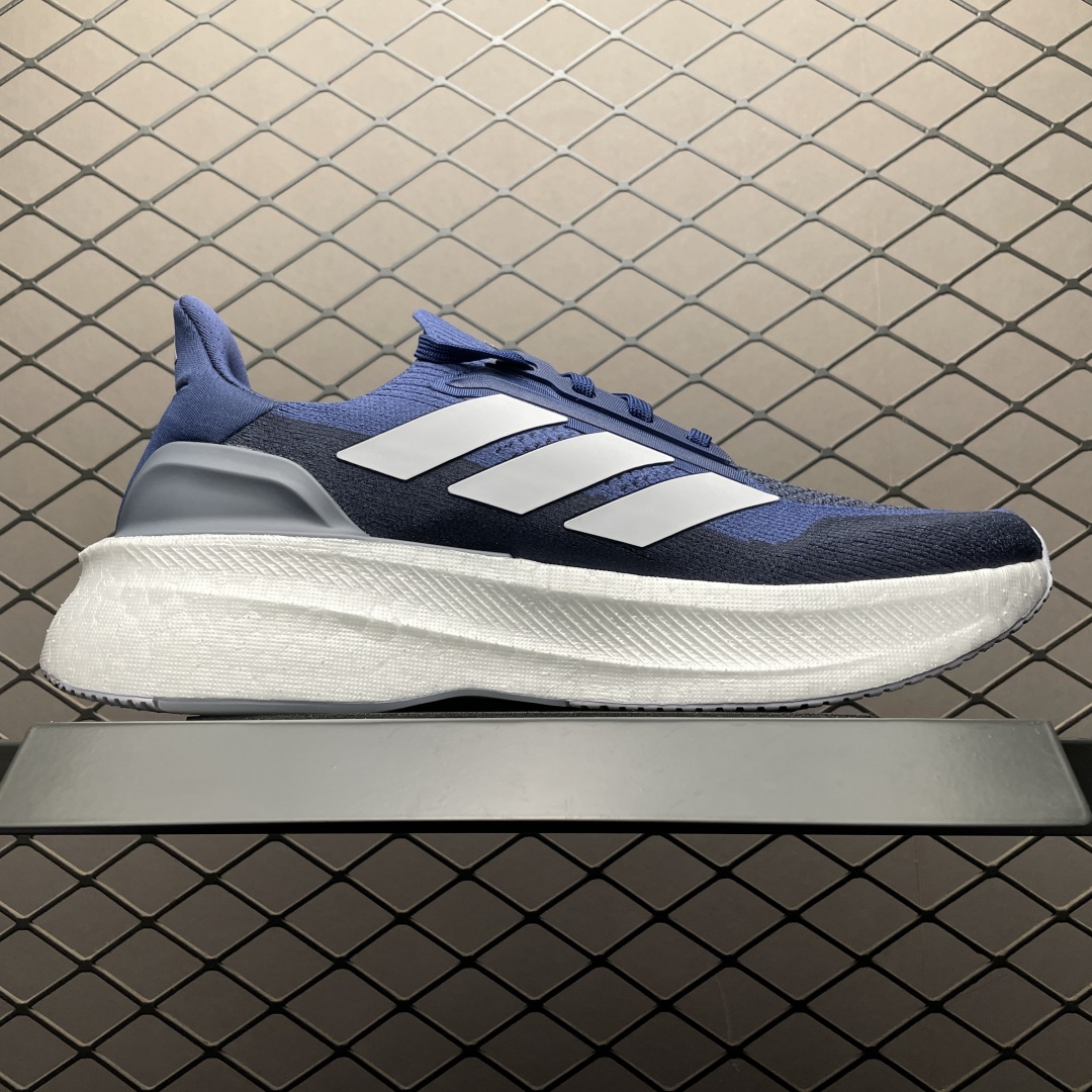  AD 阿迪 Ultra Boost 5 超弹力爆米花中底休闲跑步鞋 JI3385 尺码：39 40 4