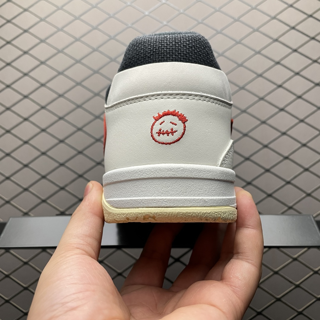 图片[2]-福利特价🔥LJ版本 Travis Scott x Air Jordan Jumpman Jack TR TS联名款 倒钩 复古文化篮球鞋 FZ8117-101 大厂出品 原厂皮料打造 用料细节都绝不含糊 尺码：36 36.5 37.5 38 38.5 39 40 40.5 41 42 42.5 43 44 44.5 45 46 47.5-选品中心