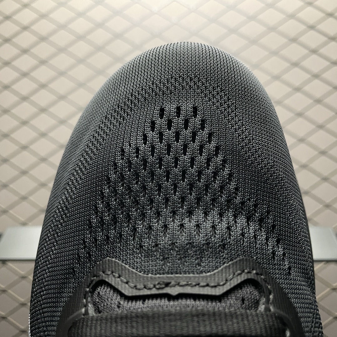   Asics 亚瑟士 GT-1000 13 低帮运动休闲跑步鞋 1011B858-004 平台专供品质