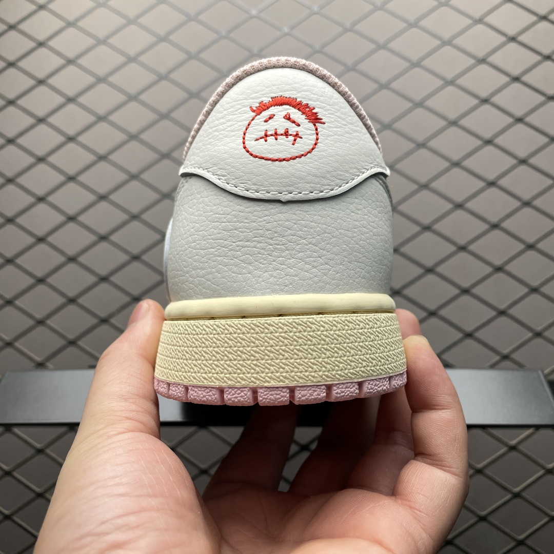 本地💰400 纯原 S版纯原 Travis Scott x Air Jordan 1 AJ1乔1 TS联名倒钩 DM7866-600 国内头部一线大厂出品 原鞋原楦头纸板 原厂数据开发打造 所有材料 配套都是一线高规格配置 平台高端零售外贸专供品质 尺码:36 36.5 37.5 38 38.5 39 40 40.5 41 42 42.5 43 44 44.5 45 46 47.5 48.5 编号:45PHUIN