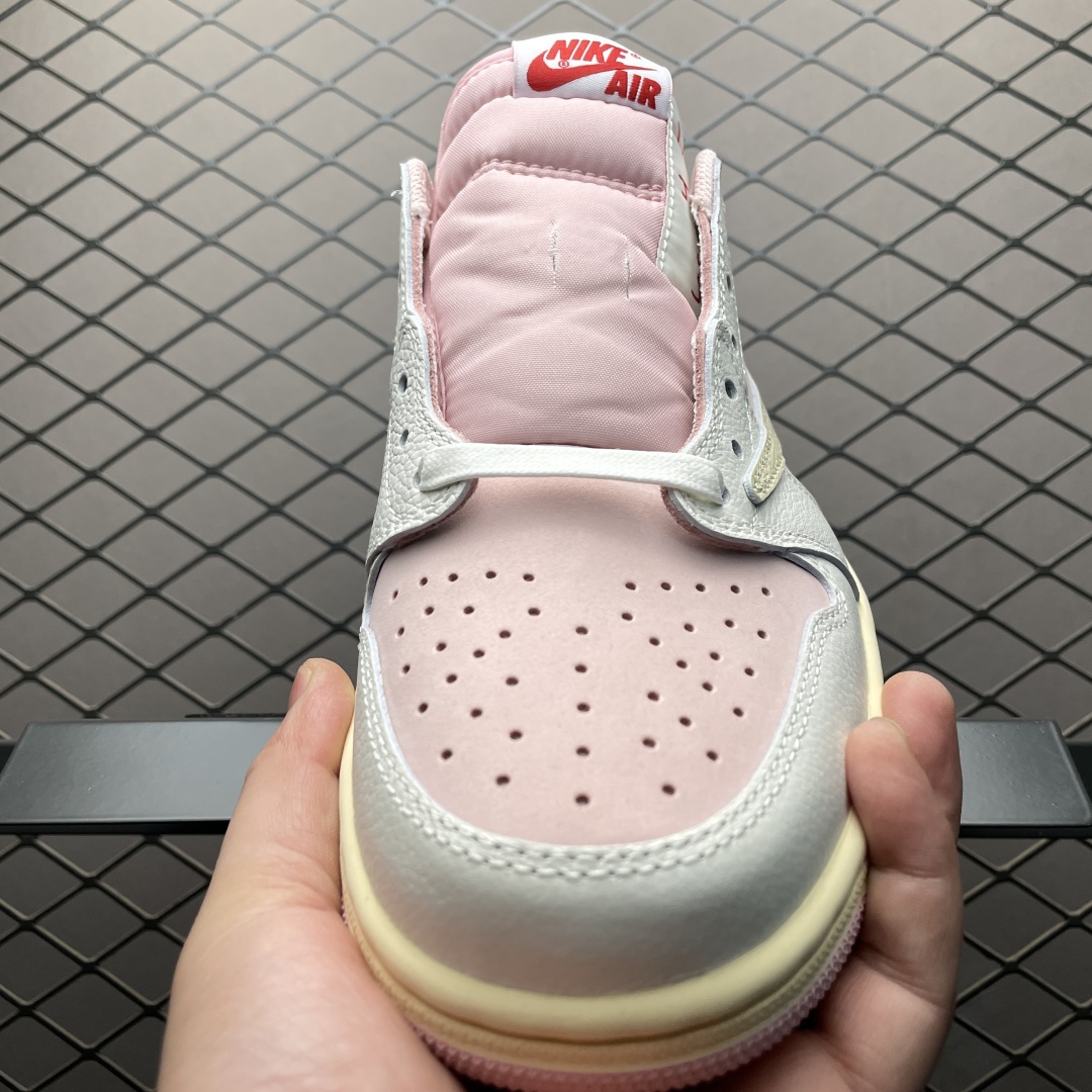 本地💰400 纯原 S版纯原 Travis Scott x Air Jordan 1 AJ1乔1 TS联名倒钩 DM7866-600 国内头部一线大厂出品 原鞋原楦头纸板 原厂数据开发打造 所有材料 配套都是一线高规格配置 平台高端零售外贸专供品质 尺码:36 36.5 37.5 38 38.5 39 40 40.5 41 42 42.5 43 44 44.5 45 46 47.5 48.5 编号:45PHUIN