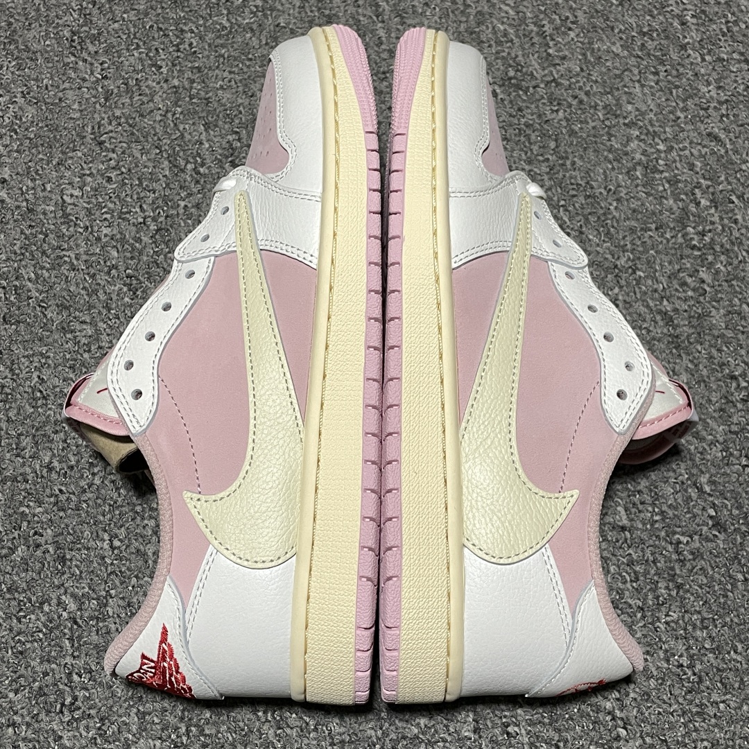 本地💰400 纯原 S版纯原 Travis Scott x Air Jordan 1 AJ1乔1 TS联名倒钩 DM7866-600 国内头部一线大厂出品 原鞋原楦头纸板 原厂数据开发打造 所有材料 配套都是一线高规格配置 平台高端零售外贸专供品质 尺码:36 36.5 37.5 38 38.5 39 40 40.5 41 42 42.5 43 44 44.5 45 46 47.5 48.5 编号:45PHUIN