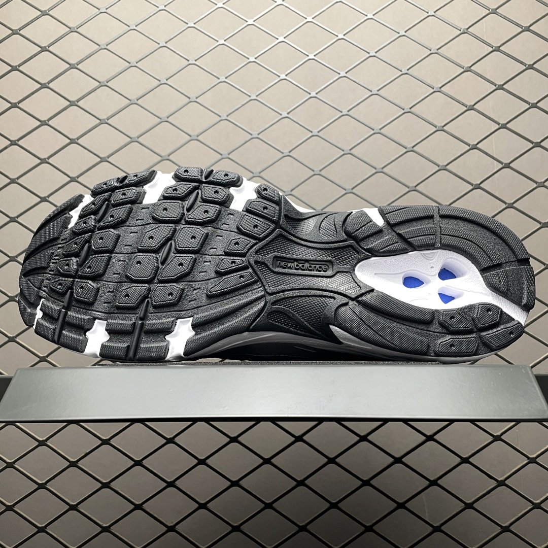   New Balance 新百伦 U740NC2 复古休闲慢跑鞋 尺码：36 37 37.5 38 3