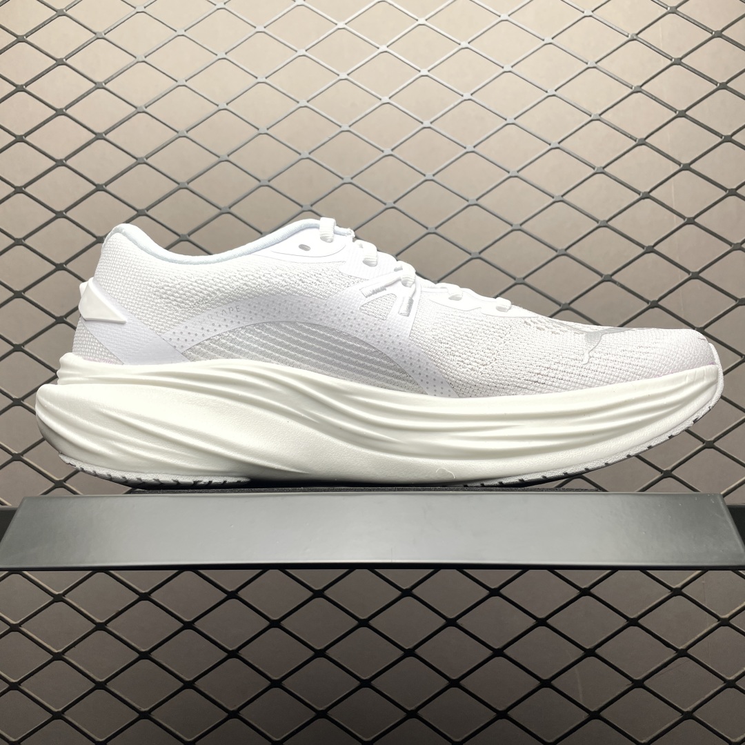  Puma 彪马 Deviate Nitro 低帮跑步鞋 -10 尺码：36 37 37.5 38 38