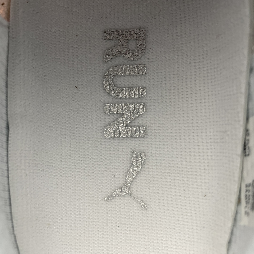  Puma 彪马 Deviate Nitro 低帮跑步鞋 -10 尺码：36 37 37.5 38 38