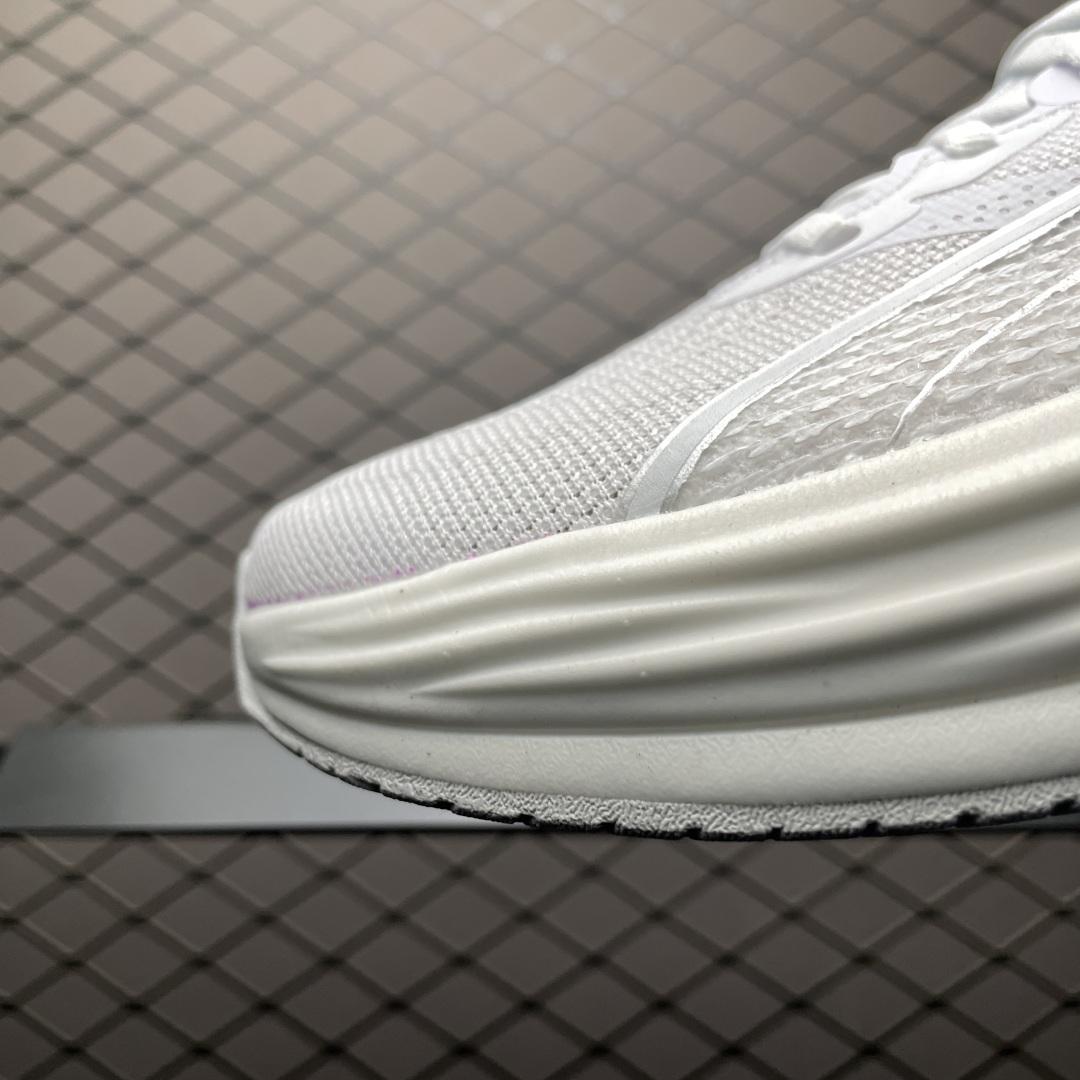  Puma 彪马 Deviate Nitro 低帮跑步鞋 -10 尺码：36 37 37.5 38 38