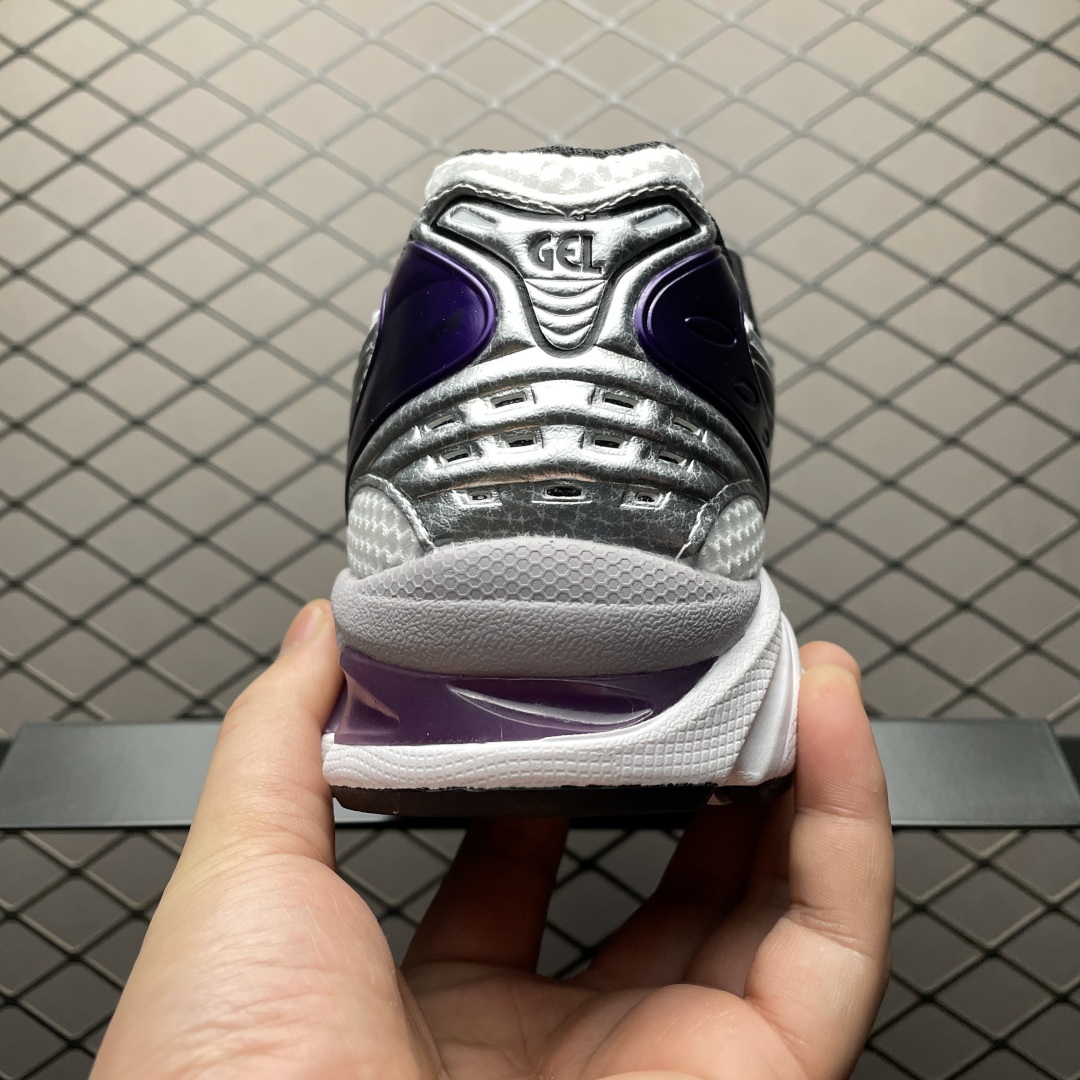   Asics 亚瑟士 GEL-Kayano 14 低帮运动休闲跑步鞋 1202A056-111 平台专