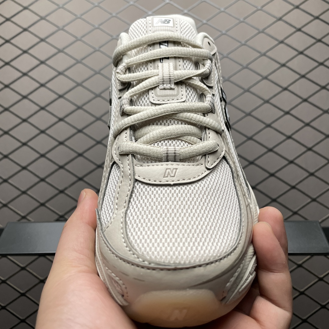  New Balance 新百伦 U740LN1 复古休闲慢跑鞋 全新版本 老牌大厂DT出品 尺码：3