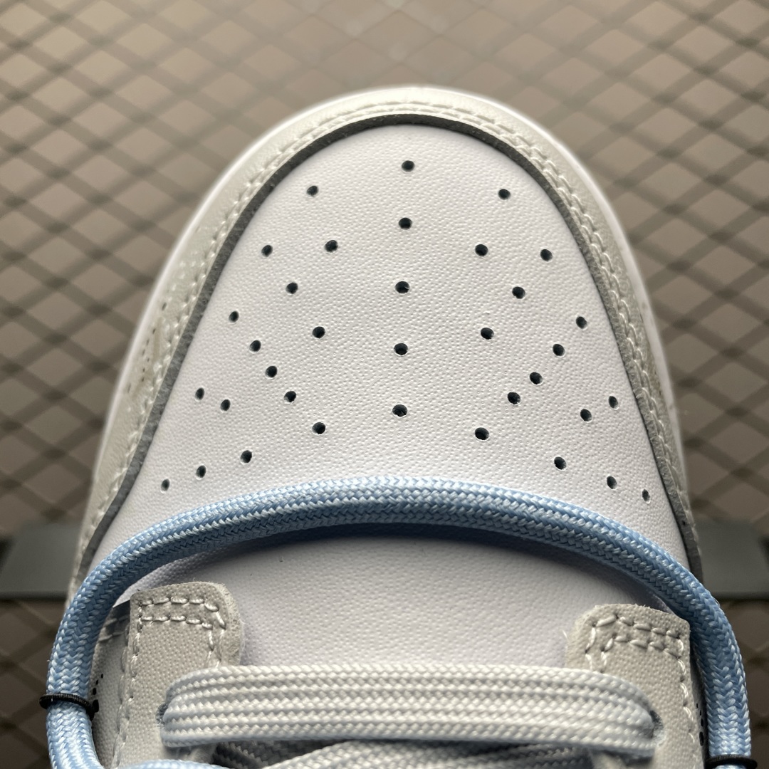  NK Dunk Low 客制款 低帮休闲板鞋 DV0833-103 尺码：36 36.5 37.5 3