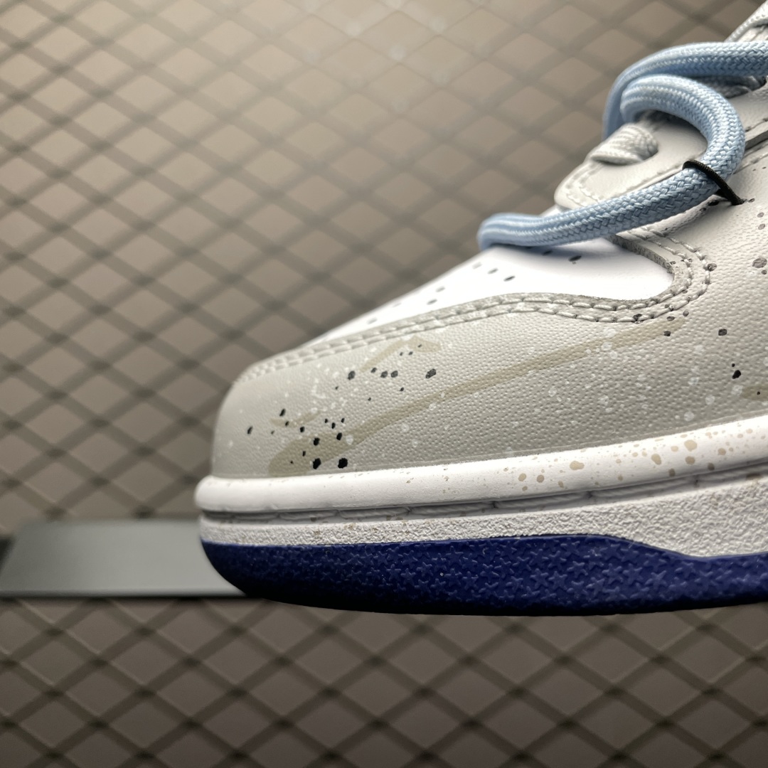  NK Dunk Low 客制款 低帮休闲板鞋 DV0833-103 尺码：36 36.5 37.5 3