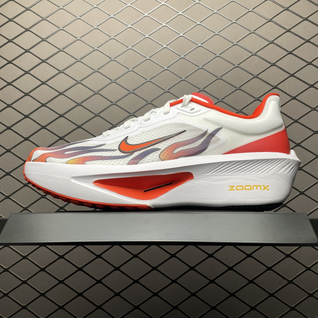   NK Zoom Fly 6 EK 马拉松超轻跑鞋 HQ3498-100 尺码：36 36.5 37.