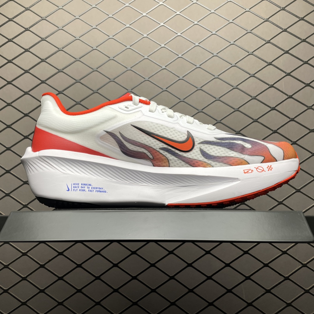   NK Zoom Fly 6 EK 马拉松超轻跑鞋 HQ3498-100 尺码：36 36.5 37.