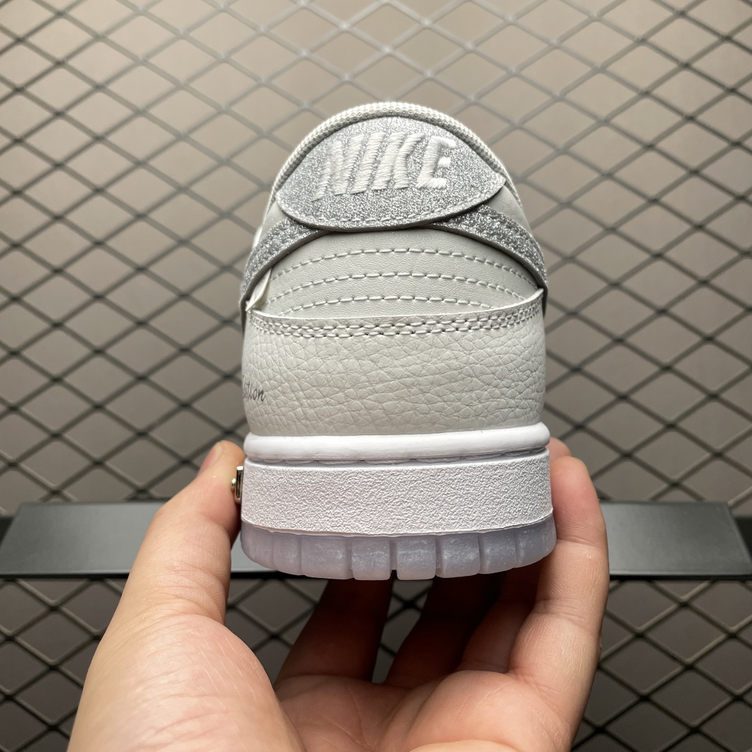   NK Dunk Low 客制款 低帮休闲板鞋 WG0218-018 尺码：36 36.5 37.5 