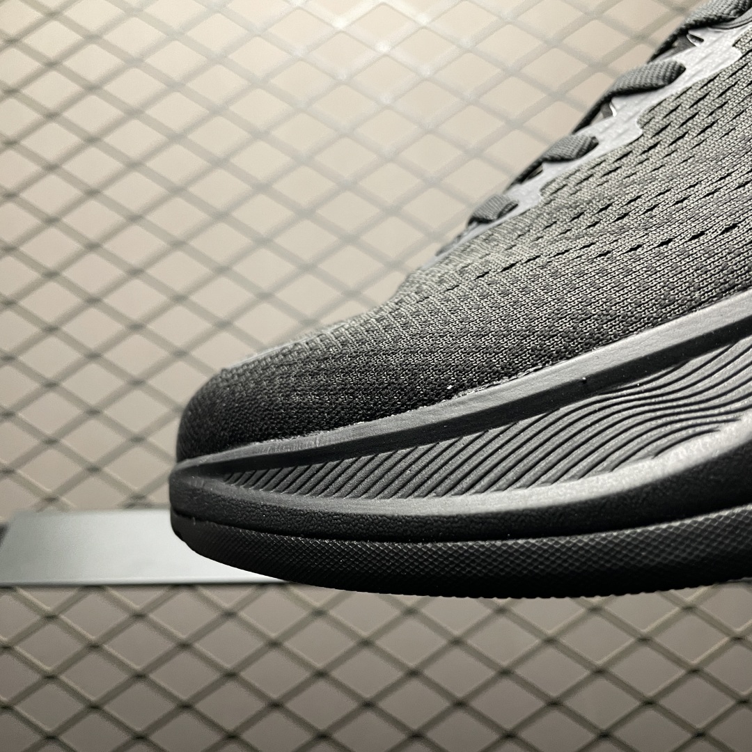   Hoka Rincon 4 网面透气跑步鞋  尺码： 36 36.5 37 38 38.5 39 4