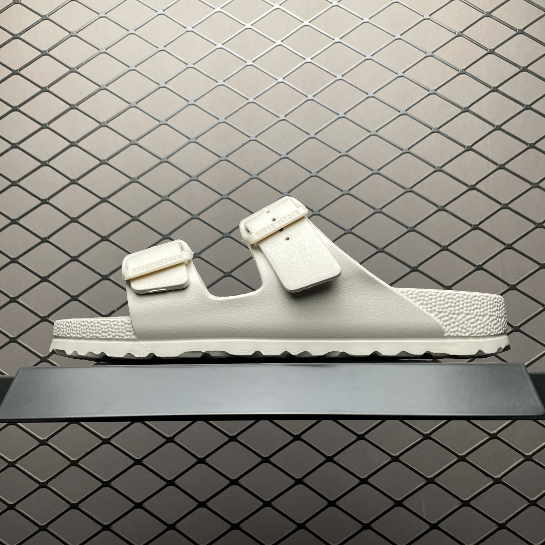 💰410  純原 Birkenstock 博肯/勃肯 EVA 雙扣拖鞋涼鞋 1027305 大廠出品 夏季走量必備爆款🔥超輕發泡大底 整鞋十分輕便 尺碼：36 37 38 39 40 41 42 43 44 45 46 編號：13DCE