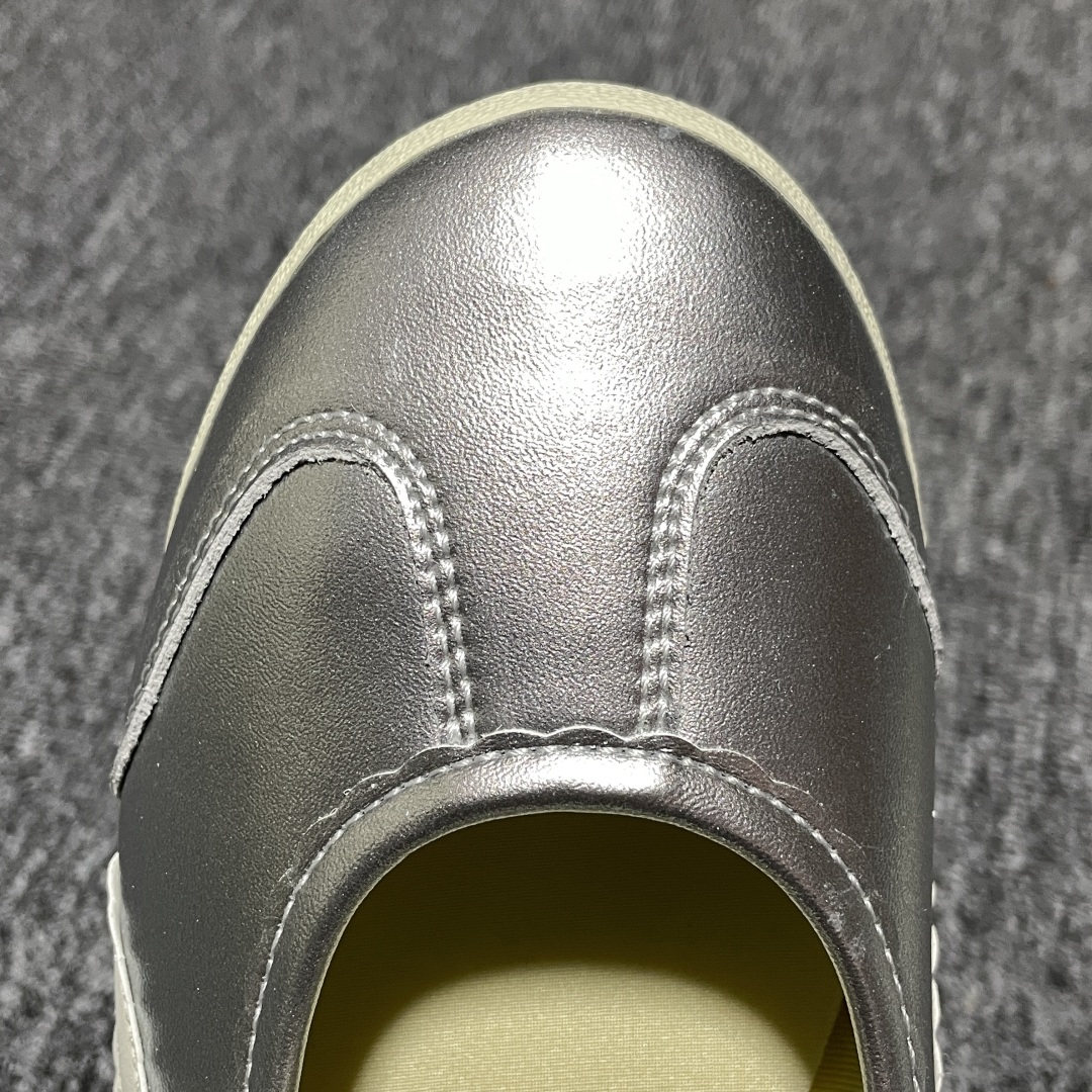  OnitsukaTiger 鬼冢虎 Mexico 66 Tgrs 芭蕾舞鞋 液态银 1182A660-