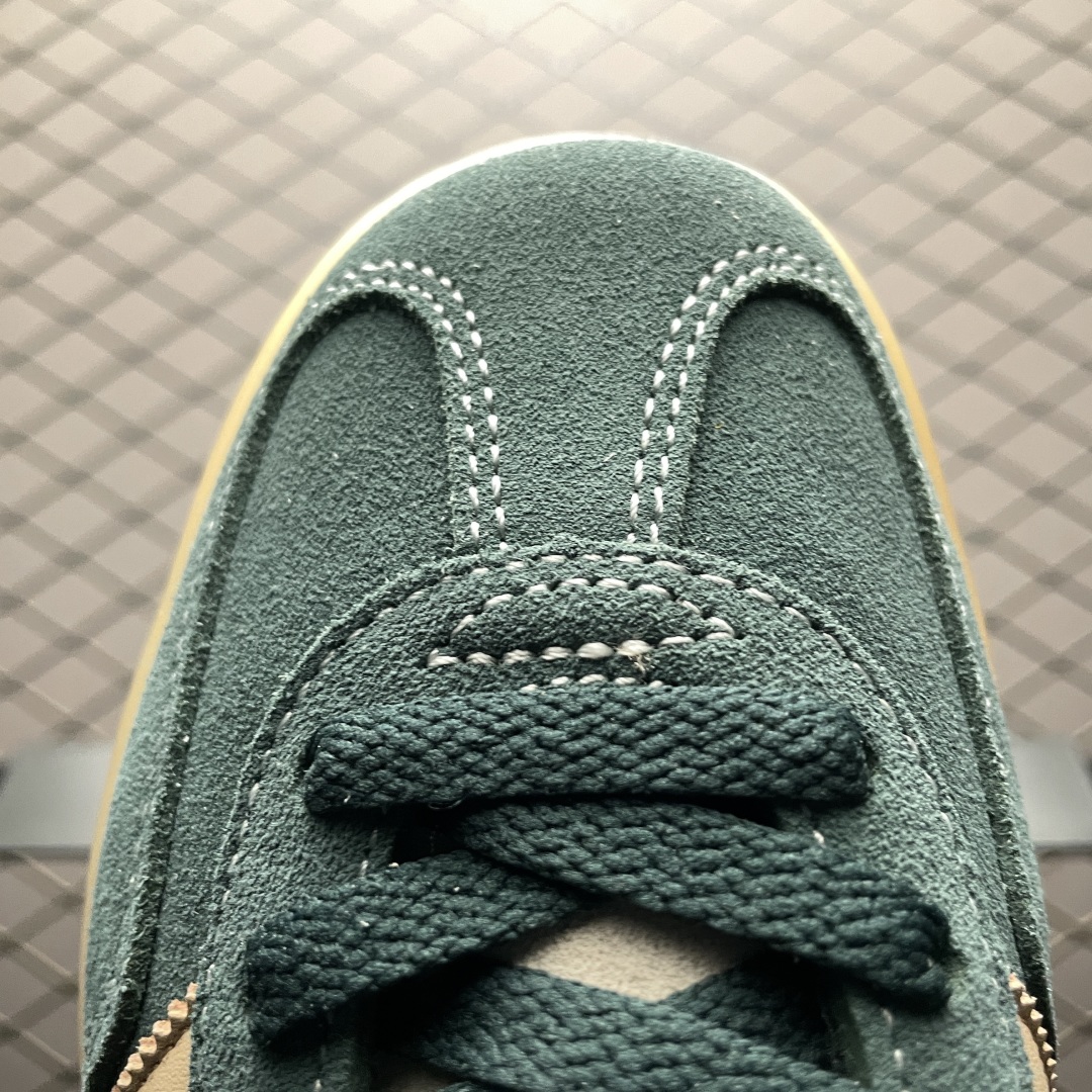  AD 阿迪 Gazelle Indoor 低帮运动休闲板鞋 JH5402 尺码：35.5 36 36.